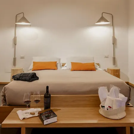 San Giovanni Vecchio - Residenza Oda ve Kahvaltı