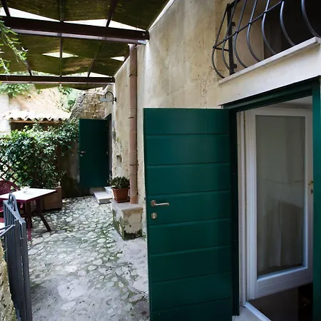 San Giovanni Vecchio - Residenza